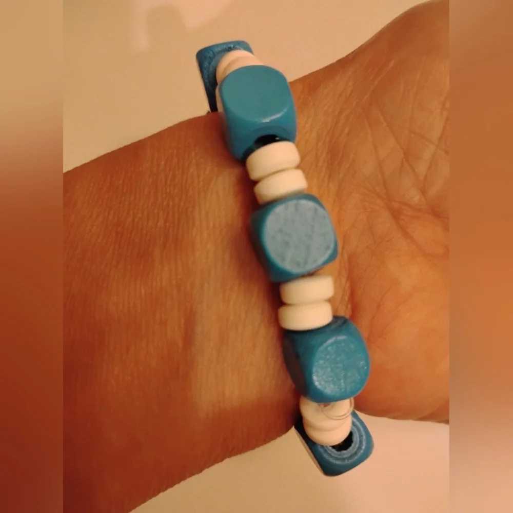 Blue and White Beaded Bracelet Wooden & Polymer Clay Beads Elastic String